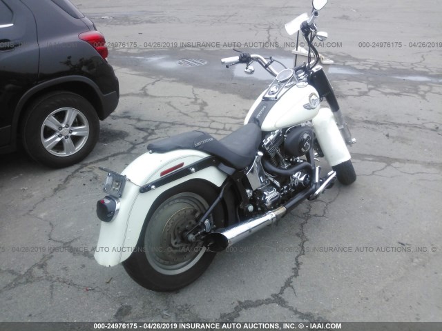 1HD1BXB123Y050593 - 2003 HARLEY-DAVIDSON FLSTFI WHITE photo 4