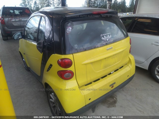 WMEEJ31X88K203025 - 2008 SMART FORTWO PURE/PASSION YELLOW photo 3