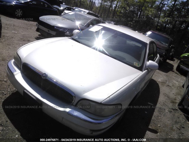 1G4CU541824193796 - 2002 BUICK PARK AVENUE ULTRA WHITE photo 2