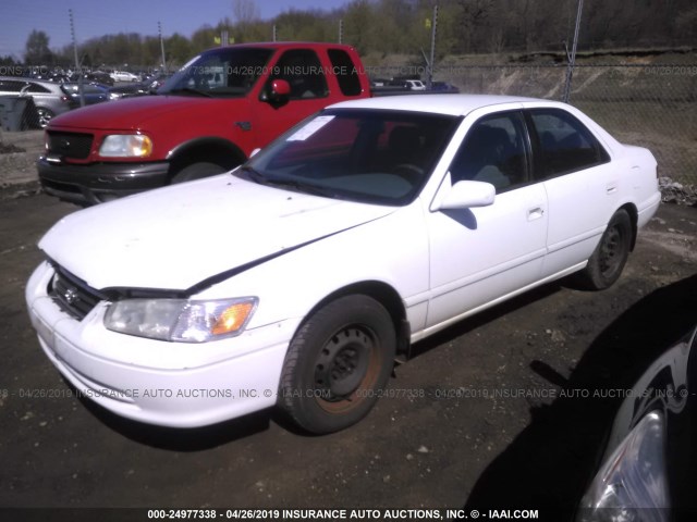 4T1BF22K9YU956627 - 2000 TOYOTA CAMRY LE/XLE WHITE photo 2