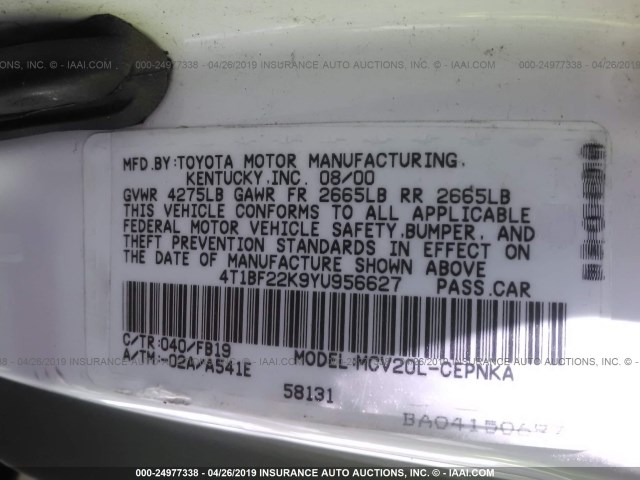 4T1BF22K9YU956627 - 2000 TOYOTA CAMRY LE/XLE WHITE photo 9