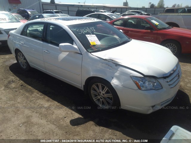 4T1BK36B26U141310 - 2006 TOYOTA AVALON XL/XLS/TOURING/LIMITED WHITE photo 1