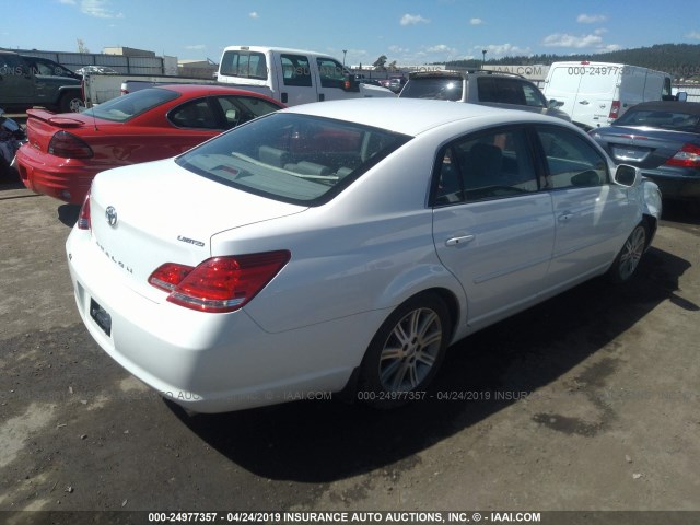 4T1BK36B26U141310 - 2006 TOYOTA AVALON XL/XLS/TOURING/LIMITED WHITE photo 4