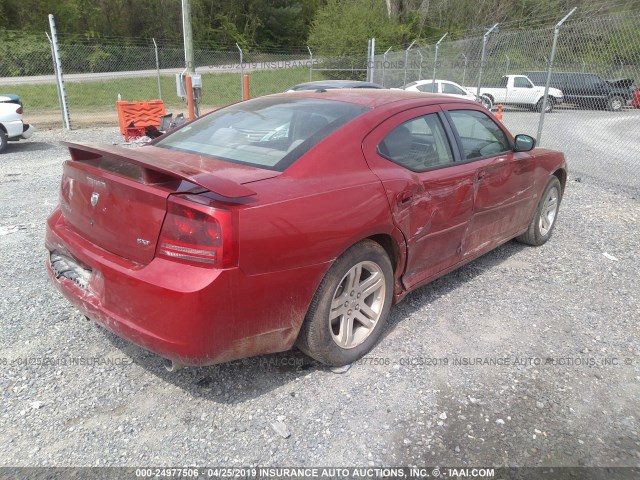 2B3LA43GX6H507486 - 2006 DODGE CHARGER SE/SXT RED photo 4