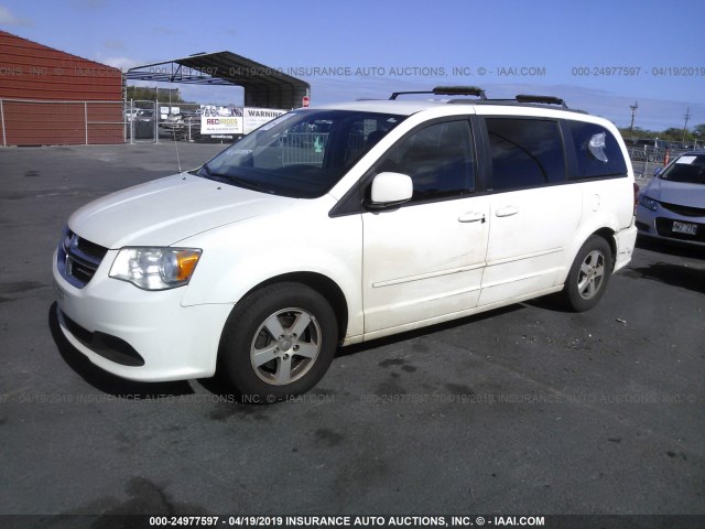 2C4RDGCG2CR357526 - 2012 DODGE GRAND CARAVAN SXT WHITE photo 2