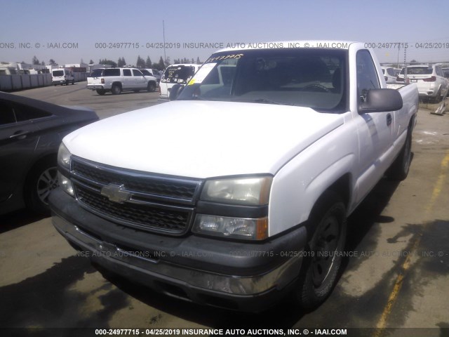 1GCEC14V86E167128 - 2006 CHEVROLET SILVERADO C1500 WHITE photo 2