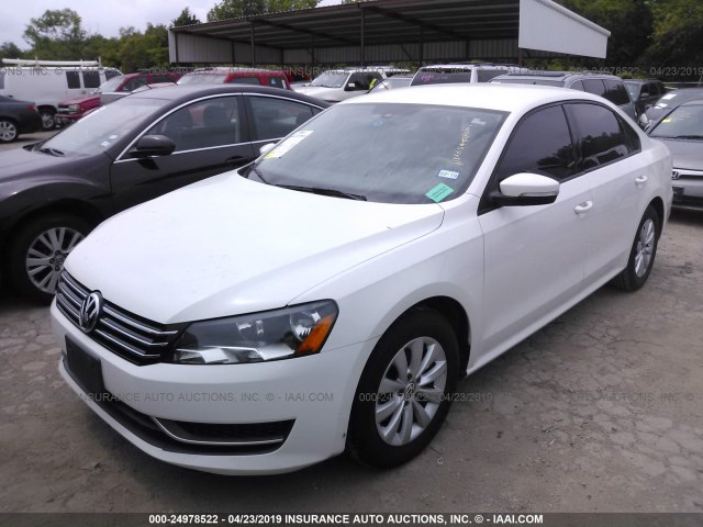 1VWAP7A31DC023838 - 2013 VOLKSWAGEN PASSAT S WHITE photo 2