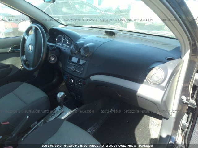 KL1TD66E39B647265 - 2009 CHEVROLET AVEO LS/LT BLACK photo 5