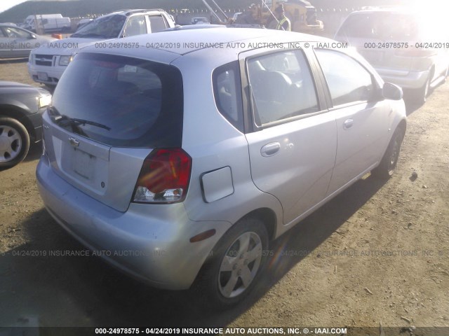 KL1TD66607B706925 - 2007 CHEVROLET AVEO LS SILVER photo 4