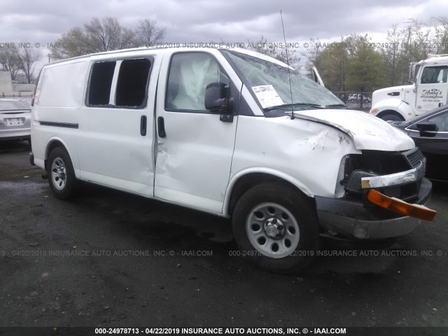 1GCUHAD48A1176514 - 2010 CHEVROLET EXPRESS G1500  WHITE photo 1