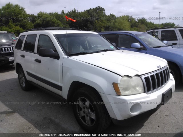 1J4GR48K55C678762 - 2005 JEEP GRAND CHEROKEE LAREDO/COLUMBIA/FREEDOM 白色 照片 1