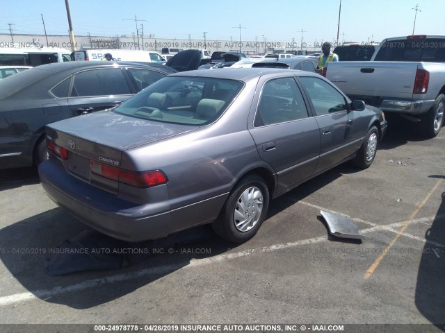 4T1BG22K9XU911764 - 1999 TOYOTA CAMRY CE/LE/XLE GRAY photo 4