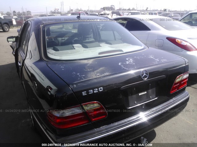 WDBJF65J11B212014 - 2001 MERCEDES-BENZ E 320 BLACK photo 3