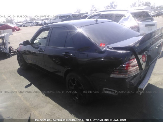 JTHBD192130072934 - 2003 LEXUS IS 300 BLACK photo 3