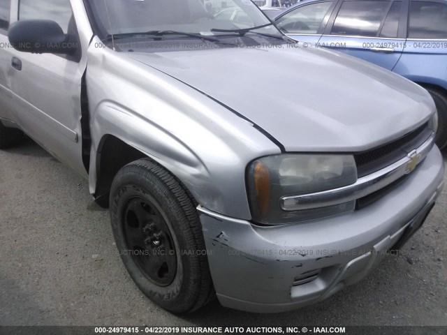 1GNDT13S672175967 - 2007 CHEVROLET TRAILBLAZER LS/LT SILVER photo 6