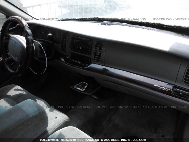 1G4CW52K6W4647524 - 1998 BUICK PARK AVENUE  SILVER photo 5