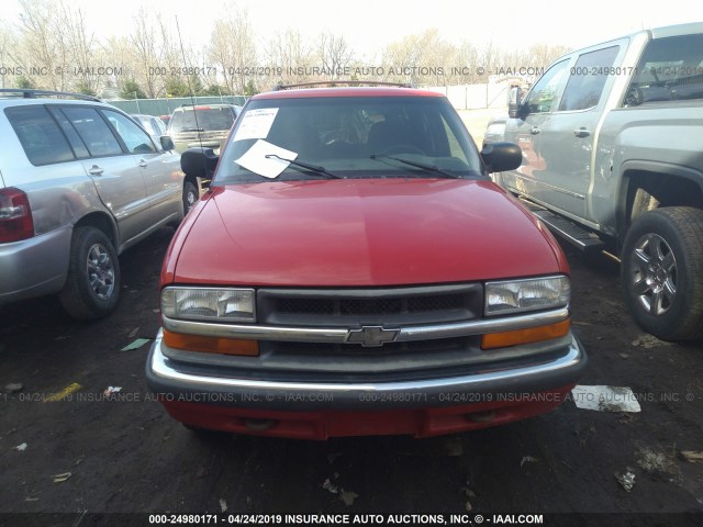 1GNDT13W0Y2349150 - 2000 CHEVROLET BLAZER RED photo 6