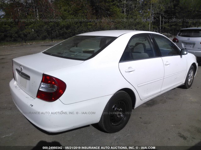 4T1BF32K94U079430 - 2004 TOYOTA CAMRY LE/XLE/SE WHITE photo 4