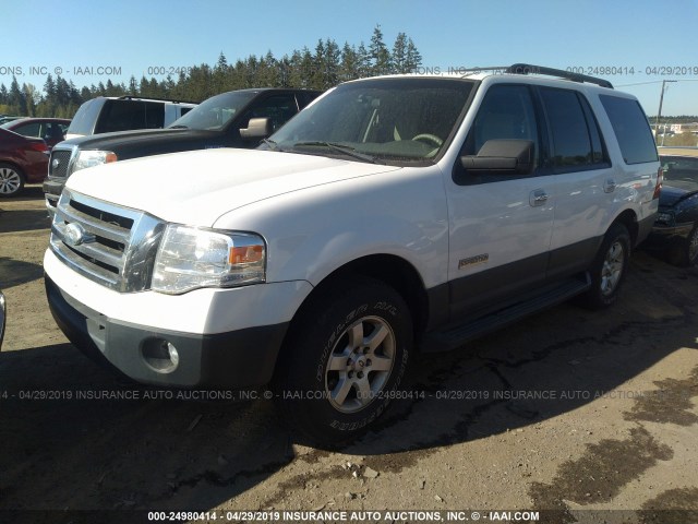 1FMFU16587LA10979 - 2007 FORD EXPEDITION XLT WHITE photo 2