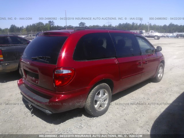 2D4GP44LX5R221045 - 2005 DODGE GRAND CARAVAN SXT MAROON photo 4