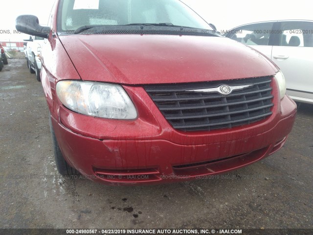 1A4GP45R86B706620 - 2006 CHRYSLER TOWN & COUNTRY  RED photo 6