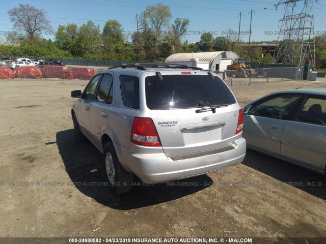 KNDJC733255411274 - 2005 KIA SORENTO EX/LX SILVER photo 3