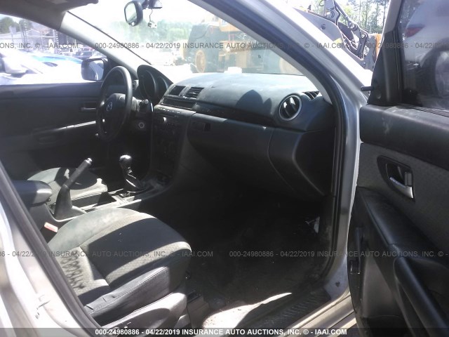 JM1BK12F351333210 - 2005 MAZDA 3 I SILVER photo 5