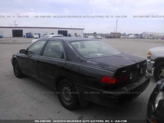 4T1BF22K5YU945415 - 2000 TOYOTA CAMRY LE/XLE BLACK photo 3