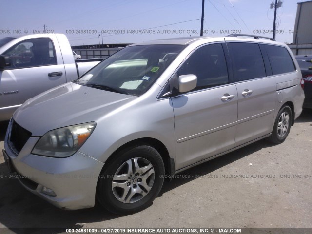 5FNRL38735B030457 - 2005 HONDA ODYSSEY EXL SILVER photo 2