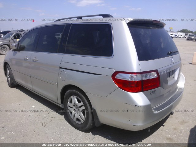 5FNRL38735B030457 - 2005 HONDA ODYSSEY EXL SILVER photo 3