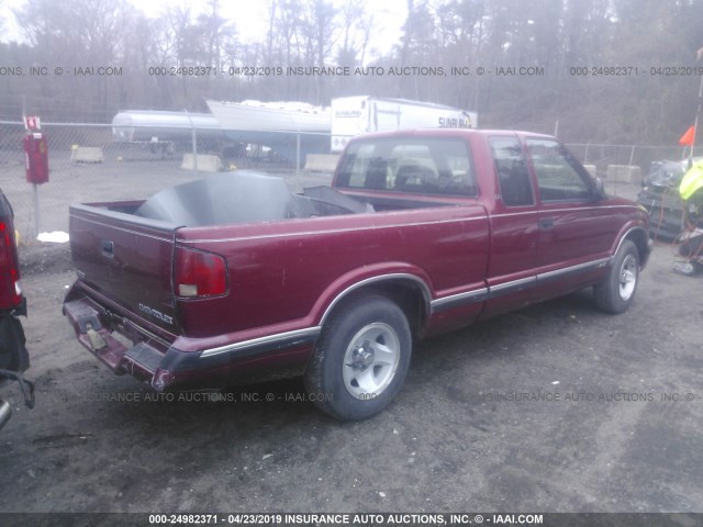 1GCCS1949VK106977 - 1997 CHEVROLET S TRUCK S10 RED photo 4