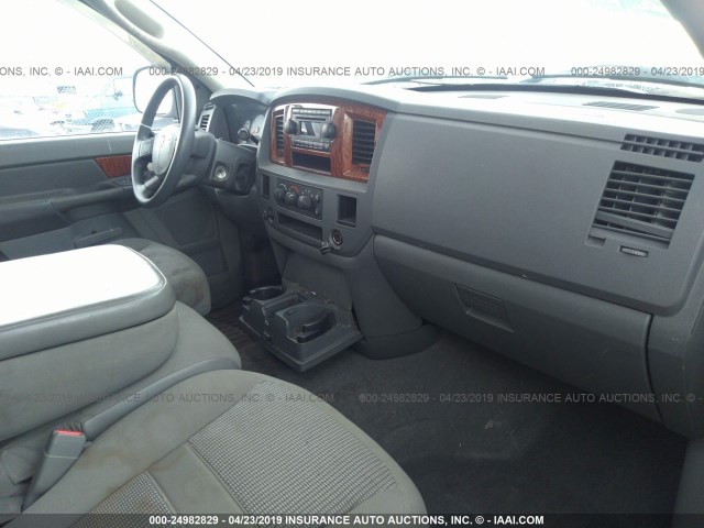 1D7HA18266S549622 - 2006 DODGE RAM 1500 ST/SLT RED photo 5