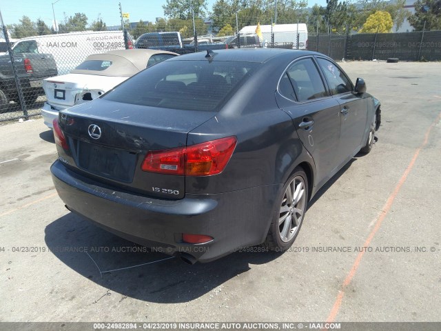 JTHBK262885082242 - 2008 LEXUS IS 250 GRAY photo 4