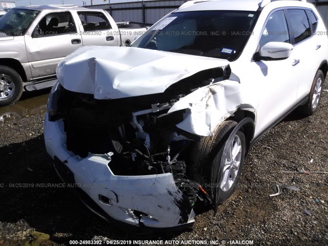 KNMAT2MT4FP575245 - 2015 NISSAN ROGUE S/SL/SV WHITE photo 6