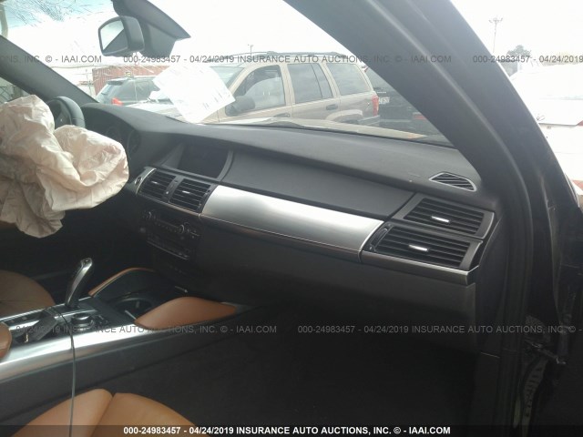 5UXFG8C50EL592435 - 2014 BMW X6 XDRIVE50I BLACK photo 5