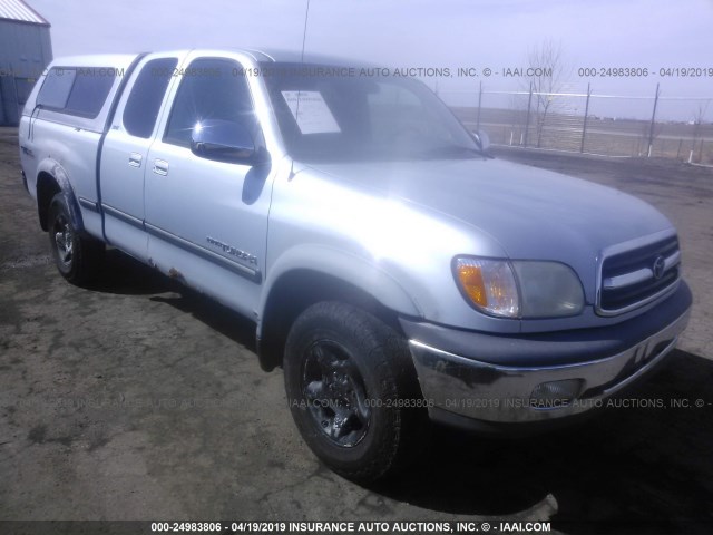 5TBBT4413YS098923 - 2000 TOYOTA TUNDRA ACCESS CAB/ACCESS CAB SR5 SILVER photo 1