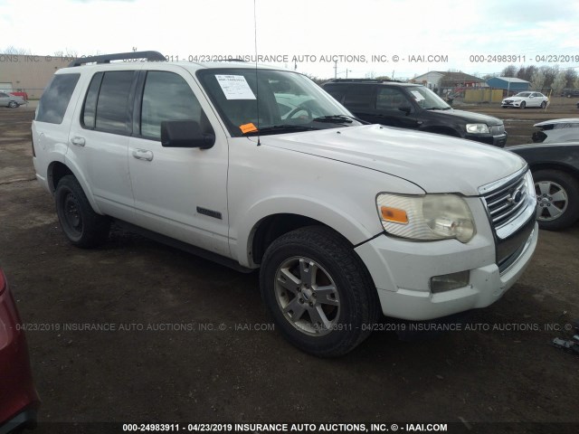 1FMEU73E18UB28676 - 2008 FORD EXPLORER XLT WHITE photo 1