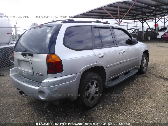 1GKDS13S372228950 - 2007 GMC ENVOY SILVER photo 4