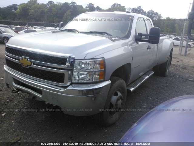 1GC5KZC80CZ209051 - 2012 CHEVROLET SILVERADO K3500 SILVER photo 2