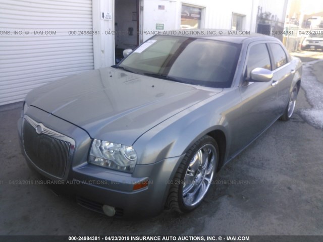 2C3LA43RX6H298500 - 2006 CHRYSLER 300 GRAY photo 2