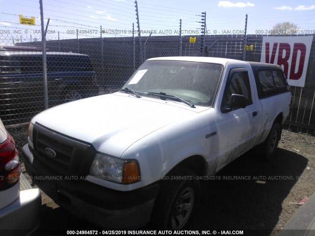 1FTYR11E35PA94334 - 2005 FORD RANGER WHITE photo 2