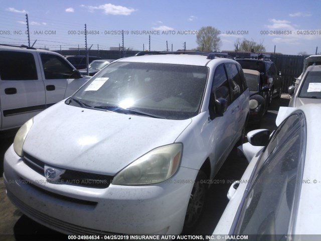 5TDZA23CX5S297840 - 2005 TOYOTA SIENNA CE/LE WHITE photo 2