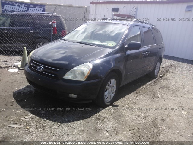 KNDMB233876173995 - 2007 KIA SEDONA BLACK photo 2