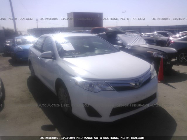 4T4BF1FK6CR238665 - 2012 TOYOTA CAMRY SE/LE/XLE WHITE photo 1