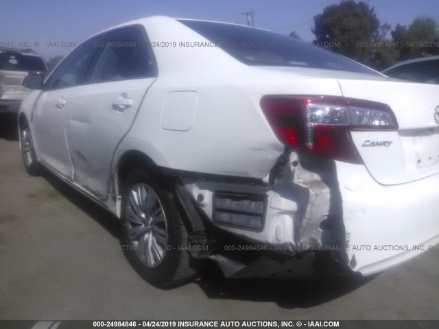 4T4BF1FK6CR238665 - 2012 TOYOTA CAMRY SE/LE/XLE WHITE photo 6