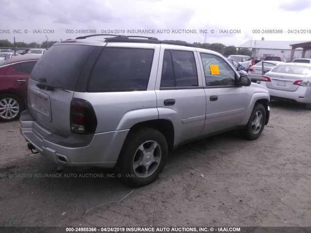 1GNDS13S672130921 - 2007 CHEVROLET TRAILBLAZER LS/LT Champagne photo 4