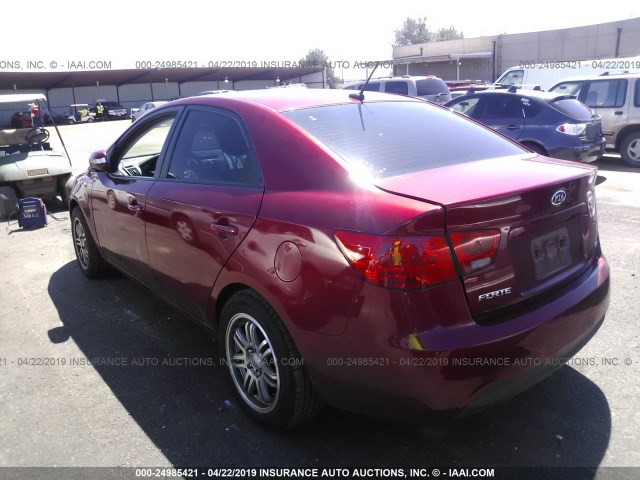 KNAFU4A2XA5061010 - 2010 KIA FORTE EX RED photo 3