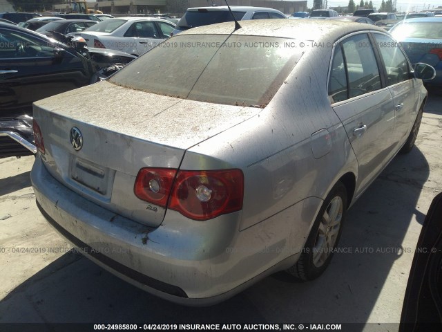 3VWEF71K07M150496 - 2007 VOLKSWAGEN JETTA WOLFSBURG 银色 照片 4