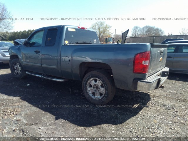 1GCRKSE70CZ102580 - 2012 CHEVROLET SILVERADO K1500 LT GRAY photo 3