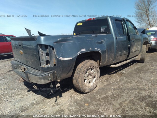 1GCRKSE70CZ102580 - 2012 CHEVROLET SILVERADO K1500 LT GRAY photo 4